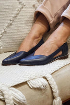BALLET FLATS WITH SIDE CUT-OUT