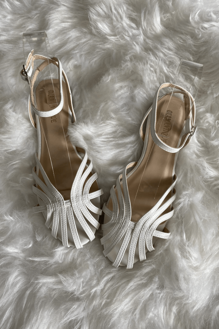 WOVEN FLAT SANDAL