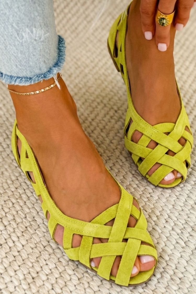 Open-toe and criss-cross fabric flat sandals
