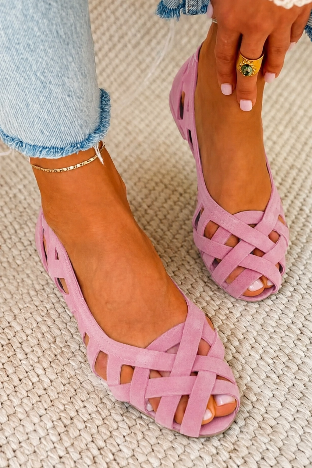 Open-toe and criss-cross fabric flat sandals
