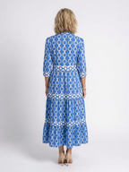 Ysolde - Three Quarter Sleeve Chain Pattern Midi Dress