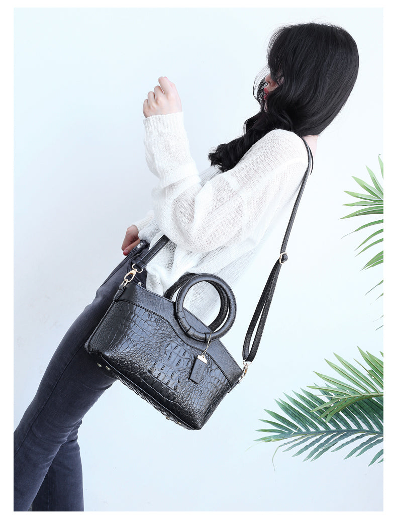 Frances - Classic Heritage Shoulder Bag